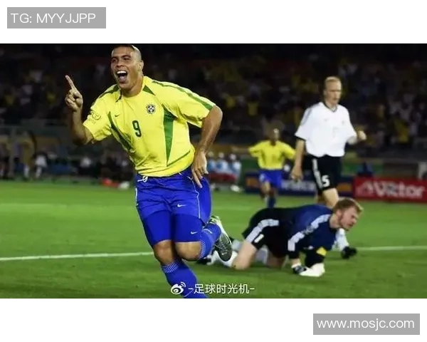 足球明星的光辉岁月与激情瞬间交织的诗意篇章